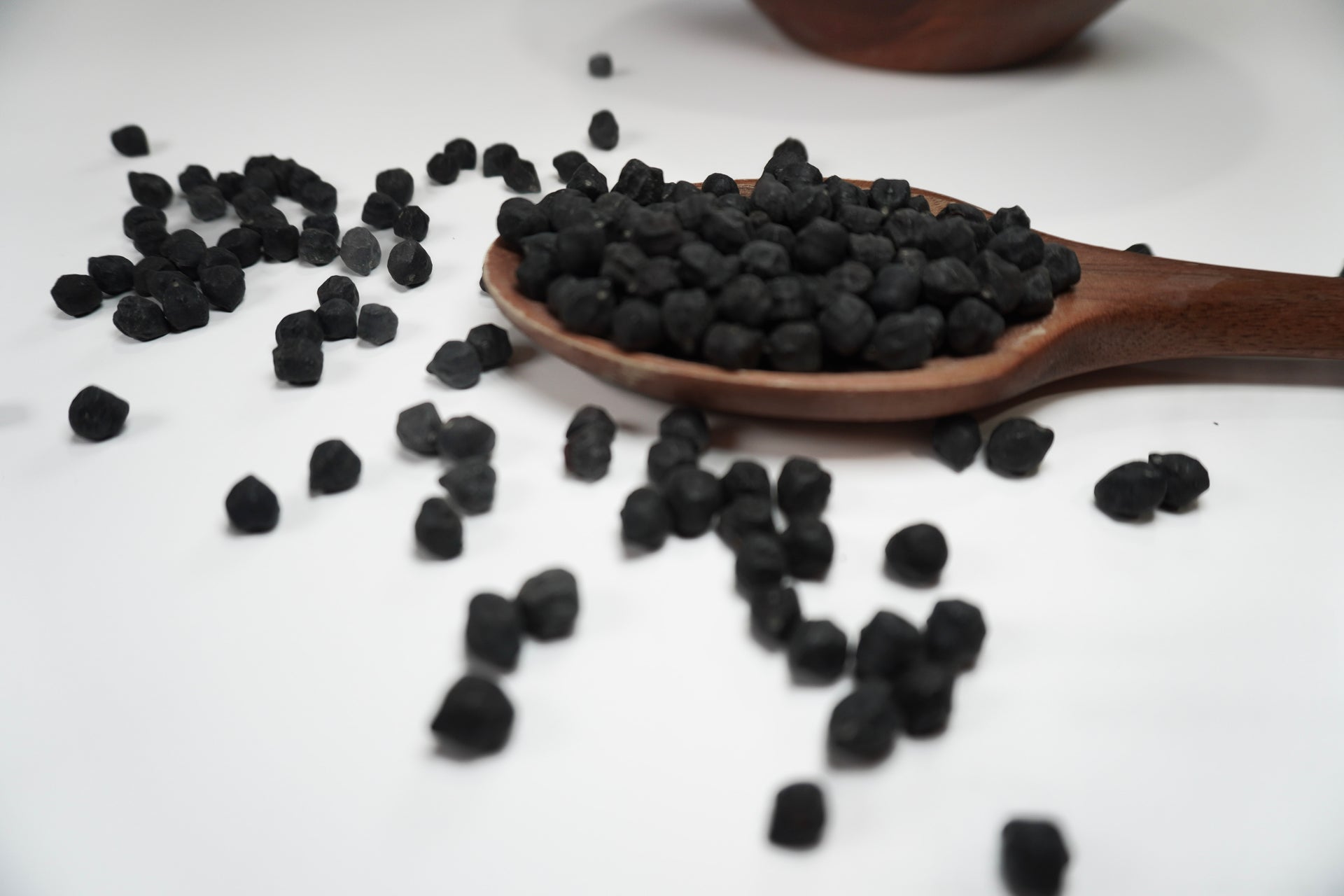 Organic Kala Chana (Black Garbanzo Beans)